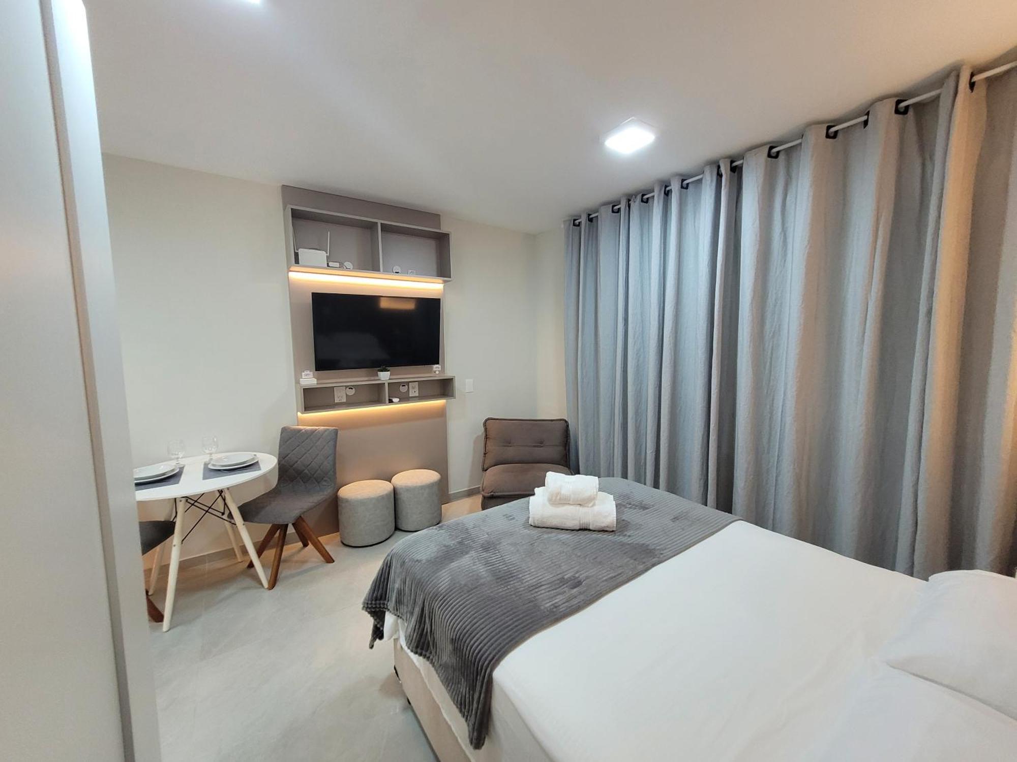 Studio Lux Ao Lado Da Puc Com Netflix Porto Alegre Extérieur photo