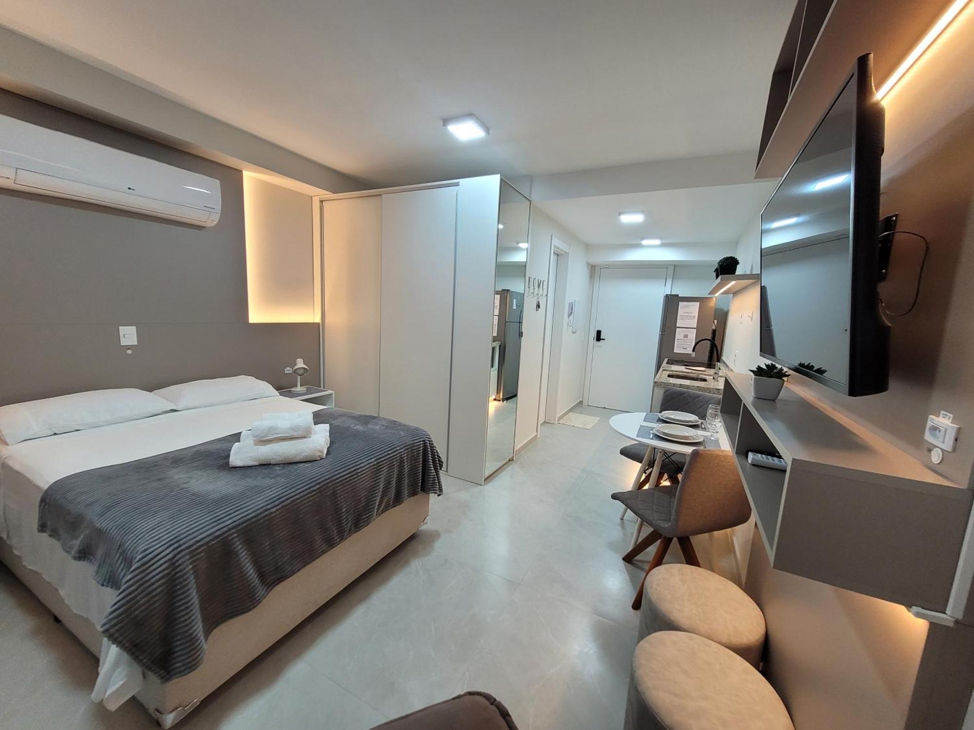 Studio Lux Ao Lado Da Puc Com Netflix Porto Alegre Extérieur photo